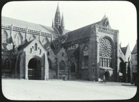 plaque de verre photographique ; Saint-Pol-de-Léon : basilique : transept