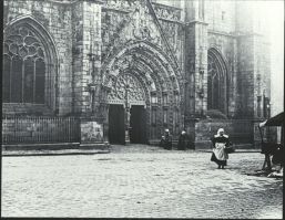 plaque de verre photographique ; Quimper : cathédrale Saint-Corentin : portail