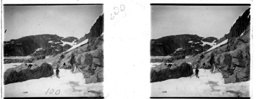 plaque de verre photographique ; Un campement pendant le raid de 22 jours au point extrême du raid - 8 novembre 1904