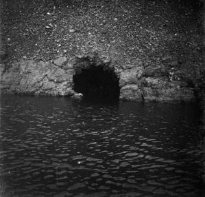 plaque de verre photographique ; Grotte de la Rogatcheff