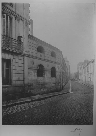tirage photographique ; La rue Paul-Broca. A gauche la fonderie expropriée.