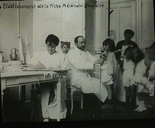 Etablissement de la fiche médicale scolaire