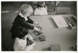 Ecole maternelle Wilson - Les jouets (Titre fictif)