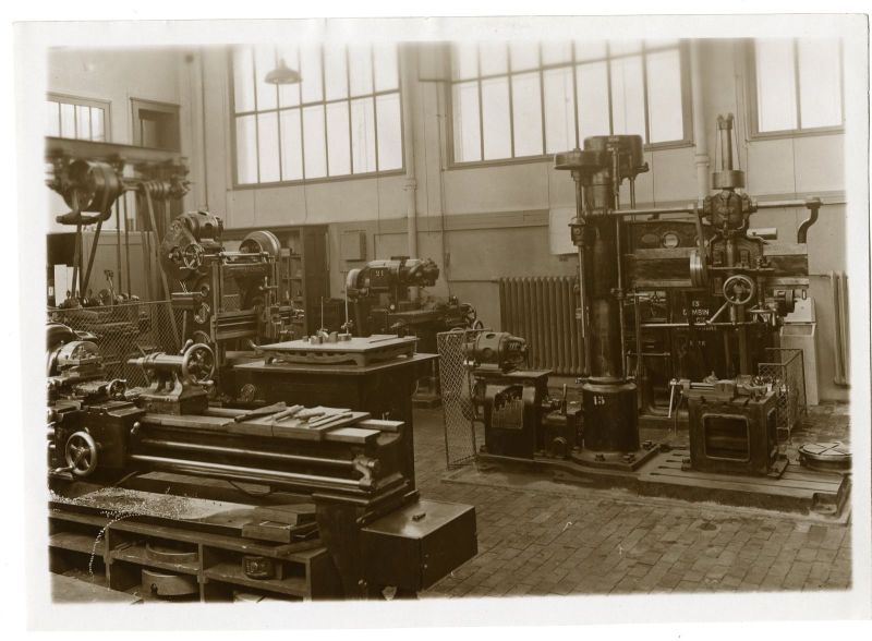 Groupe scolaire Payret-Dortail (actuel Lycée Paul Langevin) : vue de l'atelier de mécanique
