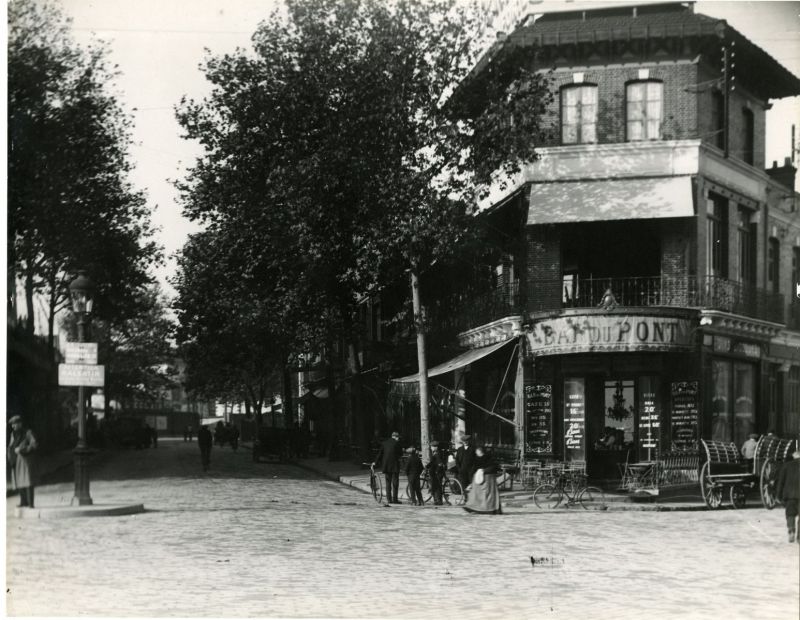 Restaurant Ribard. Boulevard de Versailles vers 1902