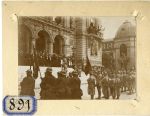 Revue des troupes de la grande guerre, place de la mairie...