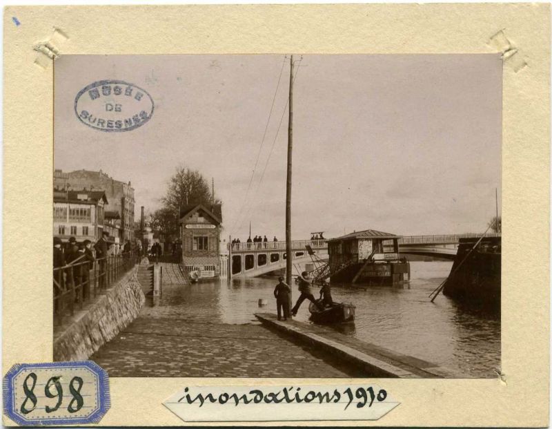 Inondations de 1910 - Le pont de Suresnes