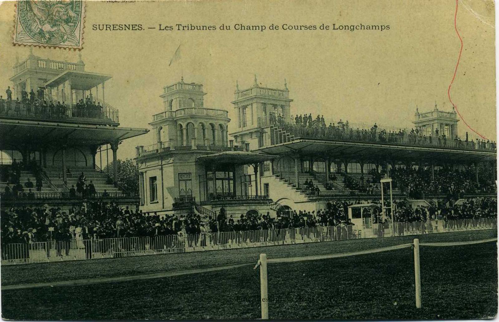 SURESNES - Les Tribunes du Champ de Courses de Longchamps