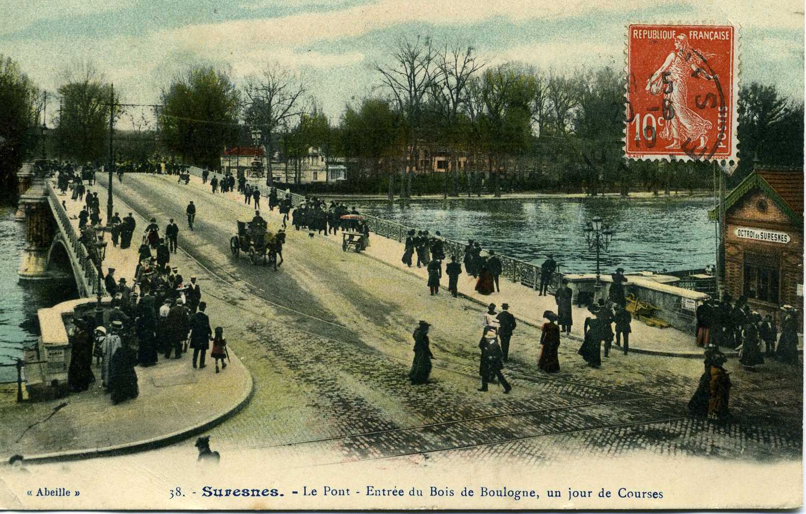 SURESNES - Le Pont - Entrée du Bois de Boulogne, un jour de Courses