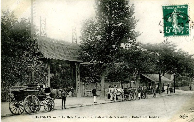 Suresnes - “La Belle Cycliste” - Boulevard de Versailles - Entrée des Jardins
