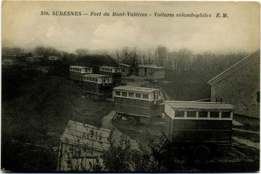Suresnes - Fort du Mont-Valérien - Voitures colombophiles