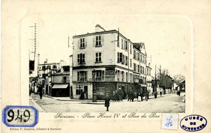 Place Henri IV et rue du Bac
