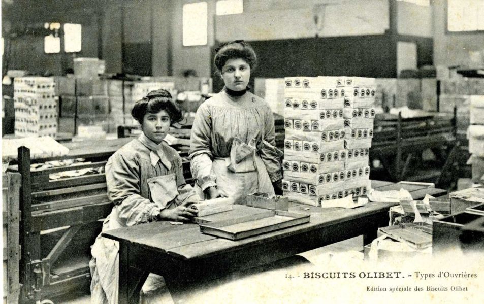 14. - BISCUITS OLIBET Types d'ouvrières