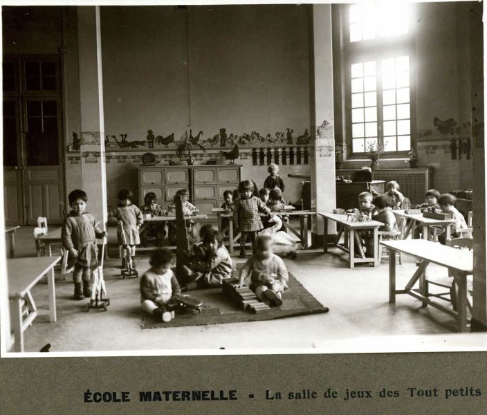 Ecole maternelle - La salle de jeux des Tout petits.