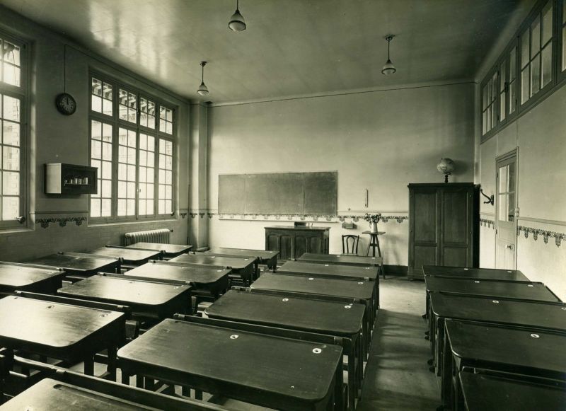 Ecole primaire Edouard Vaillant de la cité-jardins - Salle de classe (Titre fictif)