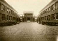 Ecole primaire Aristide Briand de la cité-jardins - Cour ...