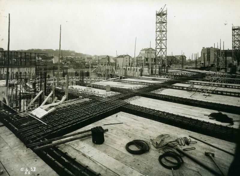 Vue de la cité-jardins en construction - Bâtiment des familles nombreuses, 1932 (Titre fictif)