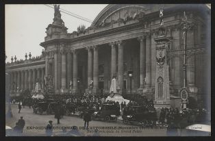 Exposition décennale de l'automobile (Novembre 1907) M. G Rives, Commissaire général - Entrée principale du Grand Palais