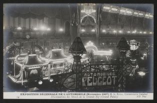 Exposition décennale de l'automobile (Novembre 1907) M. G. Rives, commissaire général - Illuminatiojns des stands de la grande nef (Grand Palais)