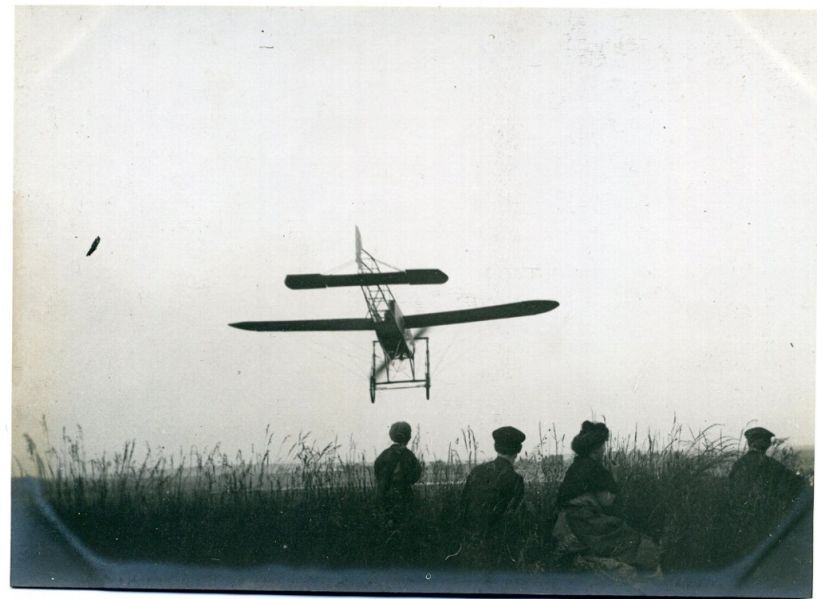 Monoplan Blériot à l’atterrissage