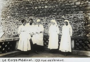 Le Corps Médical - 133 rue de Verdun. ; © Jean-Gabriel LOPEZ