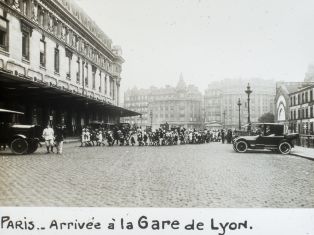 Paris. Arrivée à la Gare de Lyon. ; © Jean-Gabriel LOPEZ