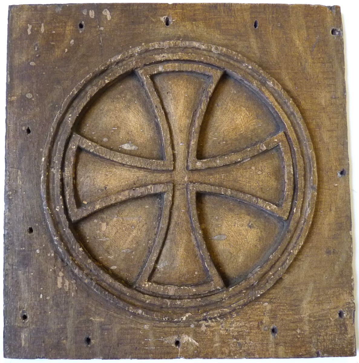 Croix de consécration de l'église Saint-Leufroy