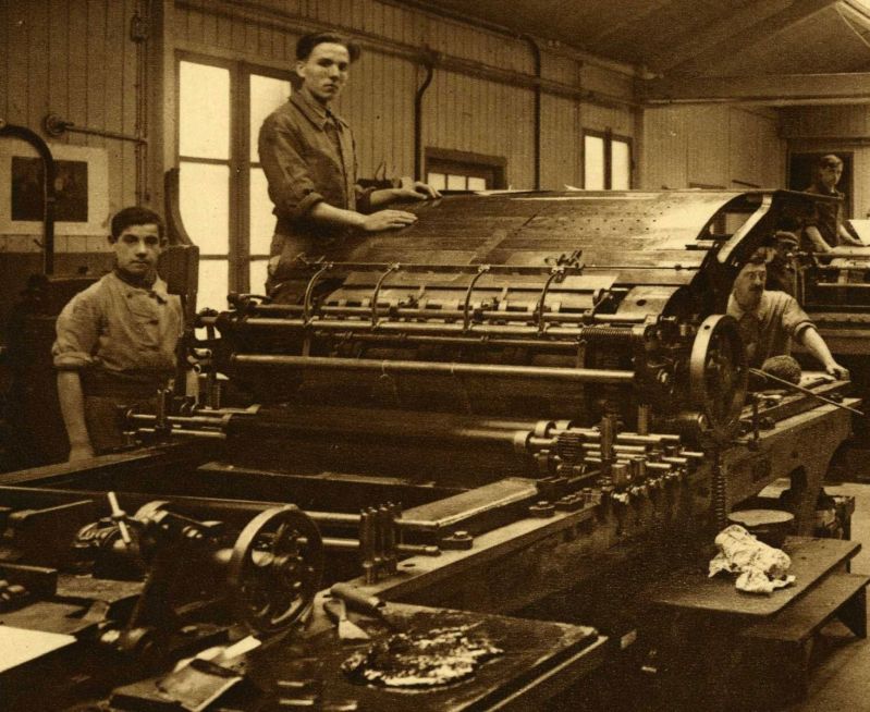 Usines COTY. Service imprimerie - 2 machines à lithographier