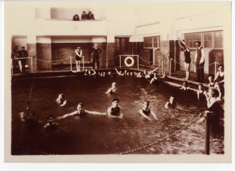 Groupe scolaire Payret Dortail (actuel Lycée Paul Langevin) - la piscine
