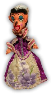 Conchita, la duègne (marionnette de la pièce Les Mousquetaires du Roi)