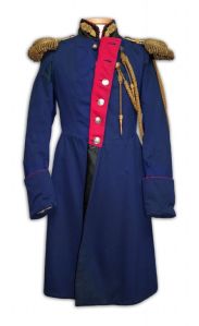 uniforme militaire (élément) ; manteau