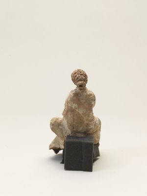 Femme assise sur un rocher ; Femme assise sur un rocher, main droite au cou (titre ancien) ; © Bayonne, musée Bonnat-Helleu / cliché A. Vaquero