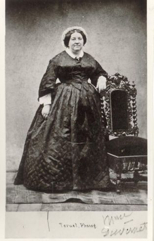 Mme Charles DUVERNET, née Eugènie DUCARTERON, fille de François DUCARTERON ; © Collections musée George Sand et de la Vallée Noire