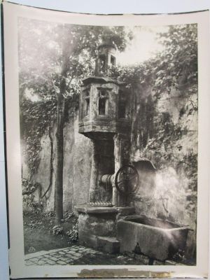 La Châtre vieux puits gothique ; © Collections musée George Sand et de la Vallée Noire