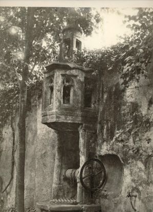 La Châtre vieux puits gothique ; © Collections musée George Sand et de la Vallée Noire
