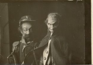 Marionnettes du Capitaine VACHARD et une autre marionnette ; © Collections musée George Sand et de la Vallée Noire