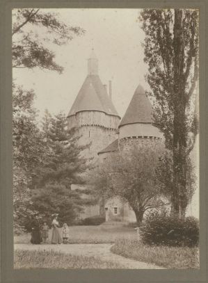 Château de la Motte-Feuilly ; © Collections musée George Sand et de la Vallée Noire