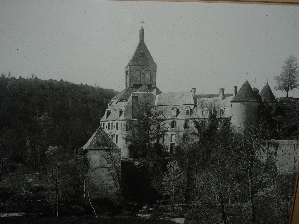 Château et église de Gargilesse