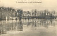 85. - Saint-Cloud. - Inondation de janvier 1910. En batea...