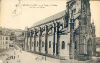 225 - Saint-Cloud - La place et l'église. The Place and C...