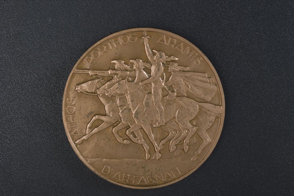 médaille frappée à l’effigie d’Alexandre Dumas père