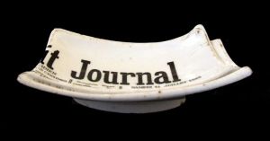 cendrier ; Le Petit Journal (titre factice)