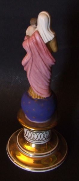 figurine ; Vierge à l’enfant (titre factice)