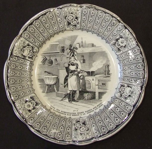 assiette historiée (ronde) ; Tous ses domestiques étant partis aux mines, le gouverneur est réduit à se servir lui même (titre inscrit)