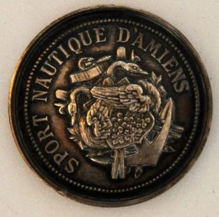 médaille commémorative (circulaire) ; boîte (circulaire)