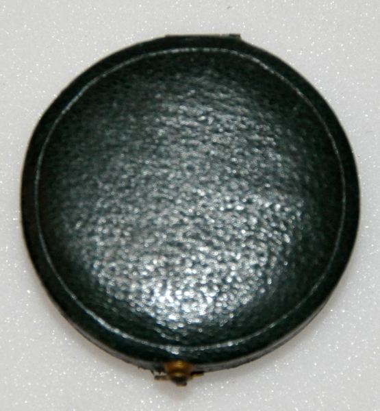 médaille commémorative (circulaire) ; boîte (circulaire)