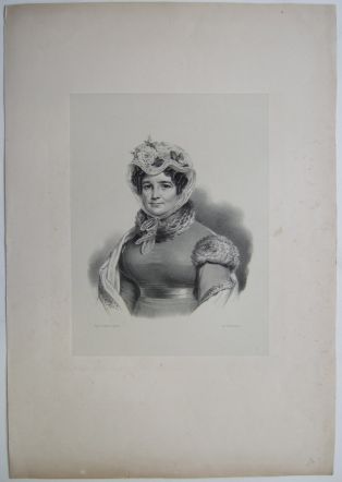 Femme avec foulard à motif floraux. (titre factice)