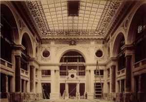 PHOTOS DE PARIS : Architecture, 2/2. (titre factice) ; © Loches ; ©  Musée Lansyer