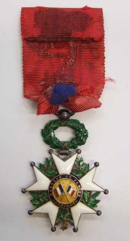 Croix de chevalier de la Légion d'honneur d'Emmanuel Lansyer (titre factice)