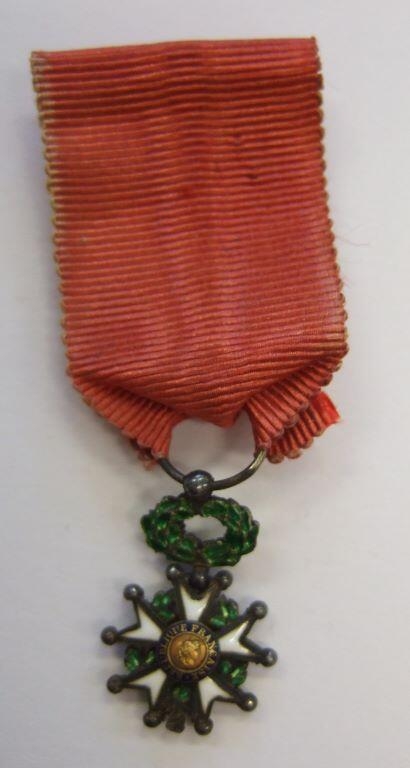 Réduction de la croix de chevalier de la Légion d'honneur d'Emmanuel Lansyer (titre factice)